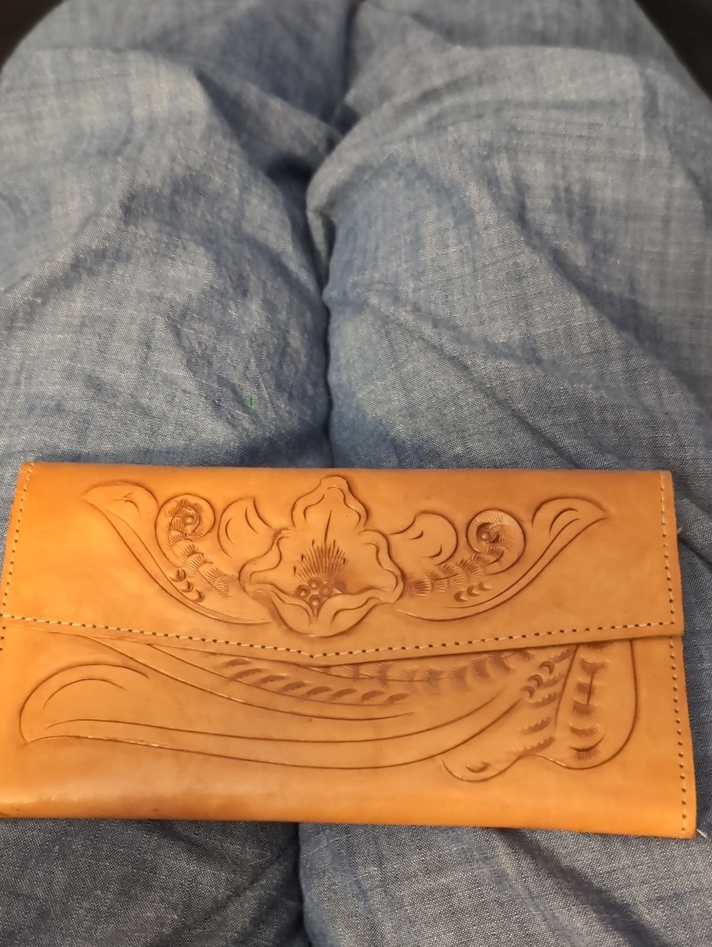 Vintage Hand Tooled Genuine Leather Floral Western Wallet